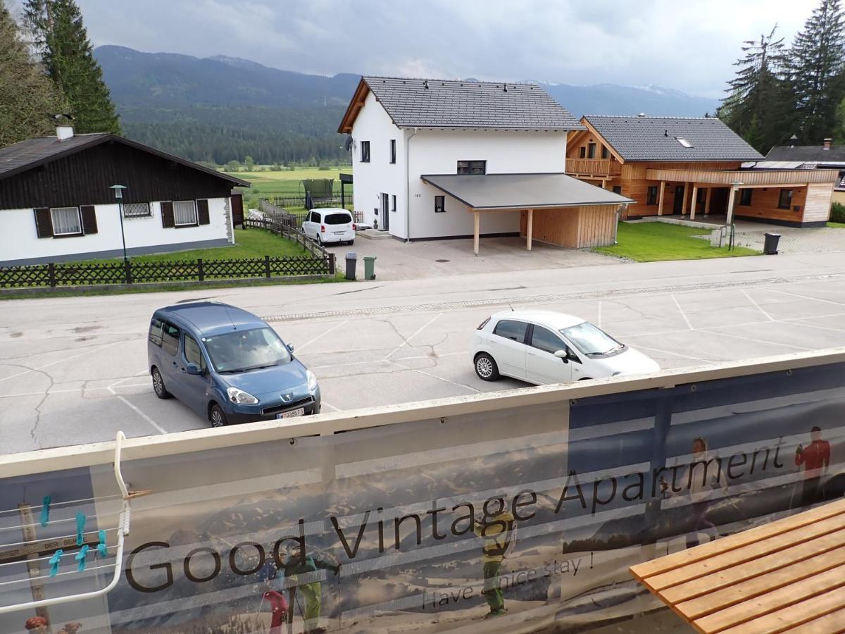 Good Vintage Apartment Bad Mitterndorf Dış mekan fotoğraf